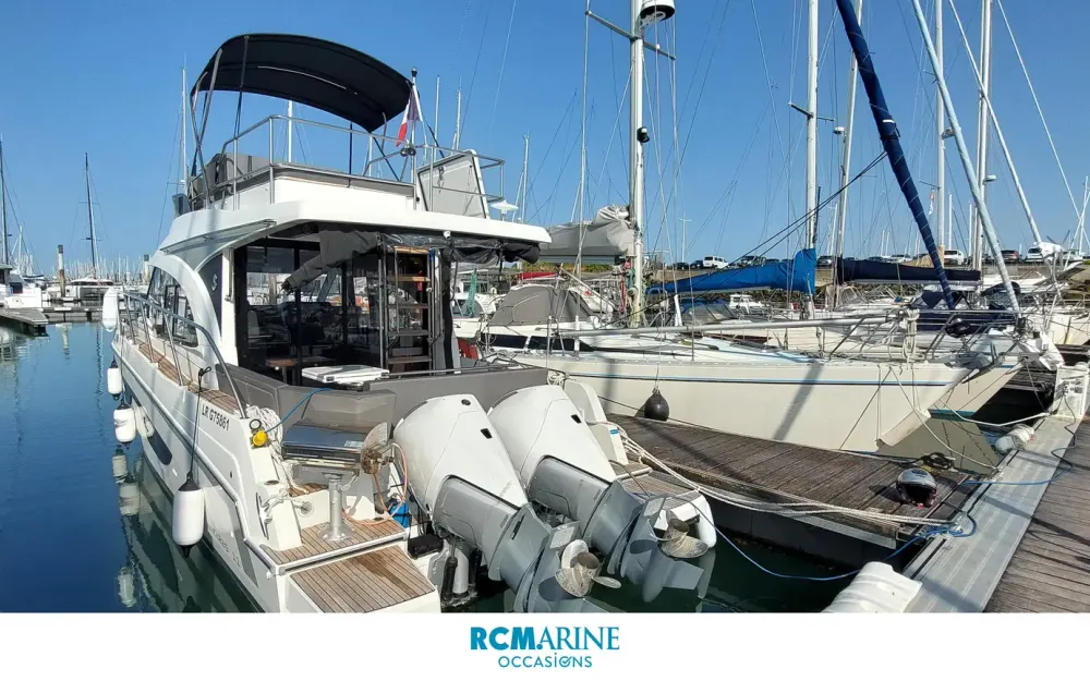 slider 0 Beneteau Antares 11 Fly