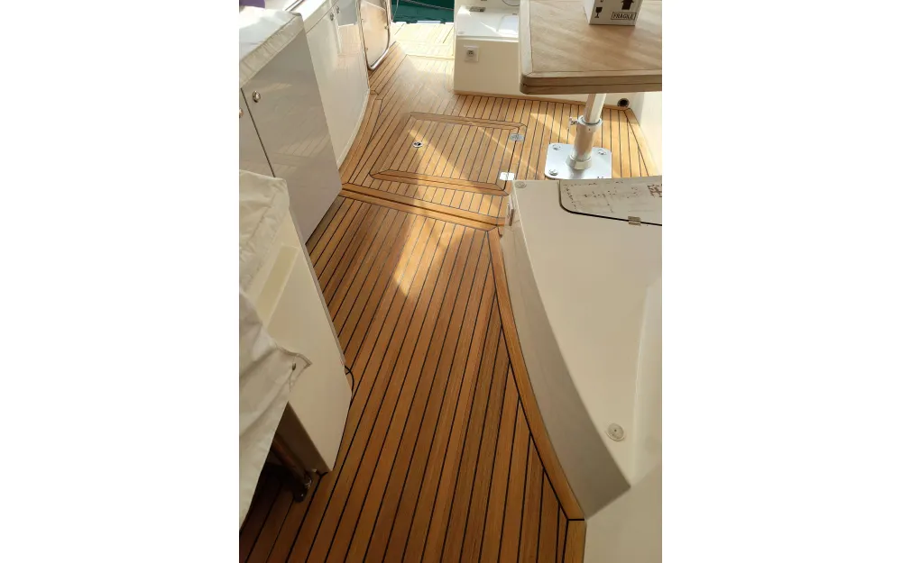 slider 10 Azimut Atlantis 40
