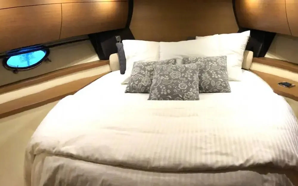 slider 11 Azimut Atlantis 40