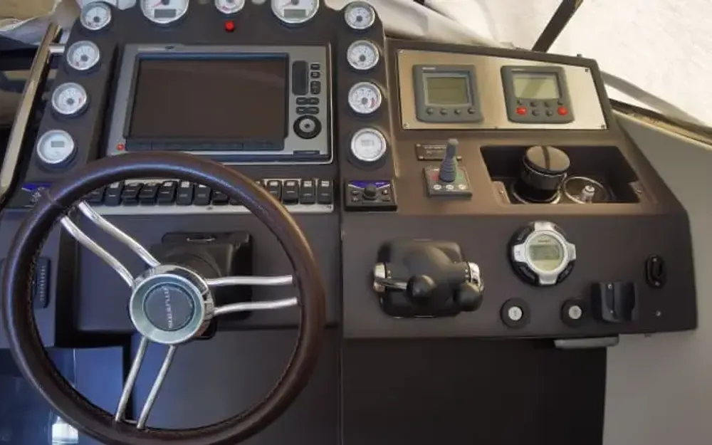 slider 5 Azimut Atlantis 40