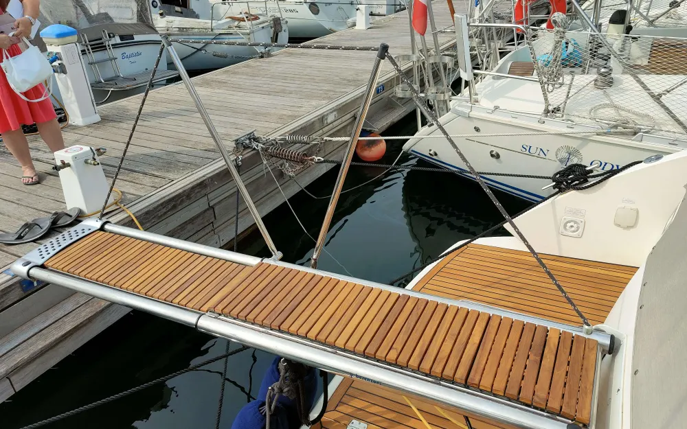 slider 8 Azimut Atlantis 40