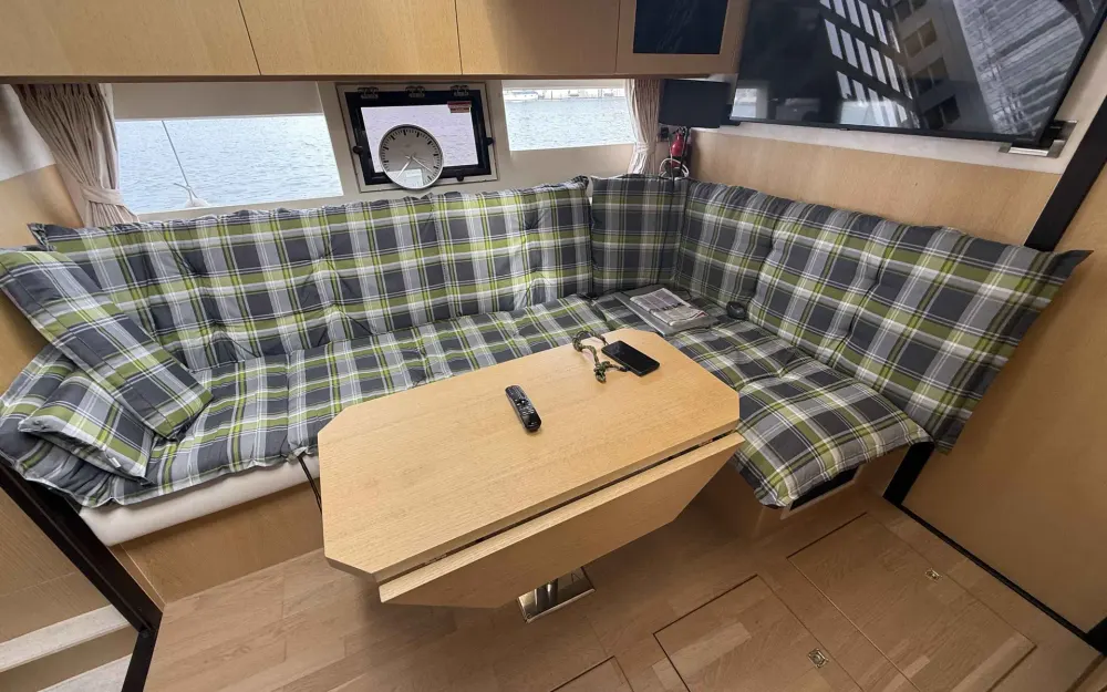slider 15 Galeon  405 HTL