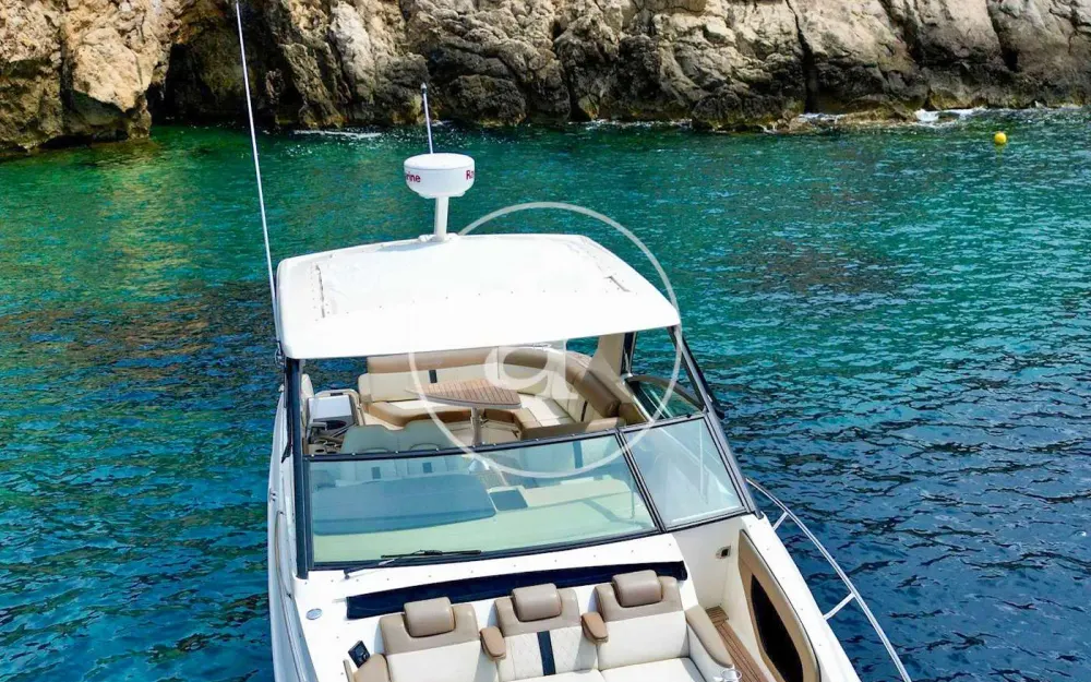 slider 1 Sea Ray  320 Sundancer