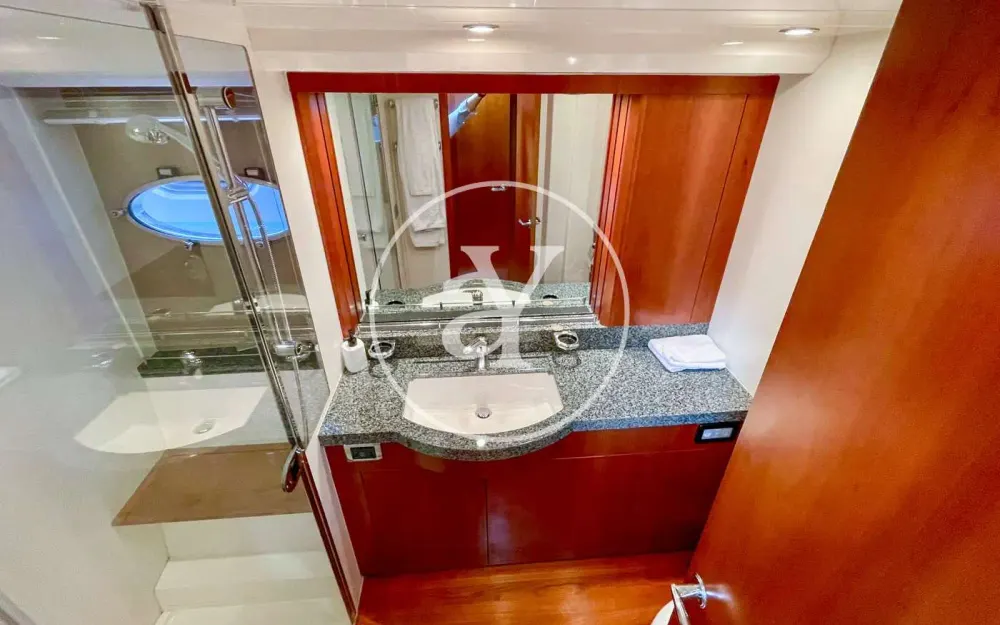 slider 38 Princess  V70