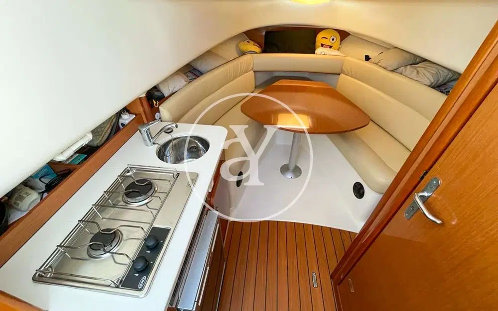 slider 13 Jeanneau Cap Camarat 925