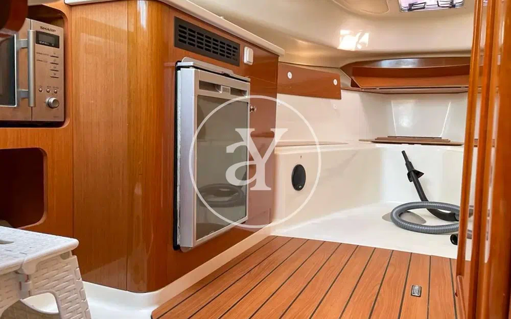 slider 18 Jeanneau Cap Camarat 925