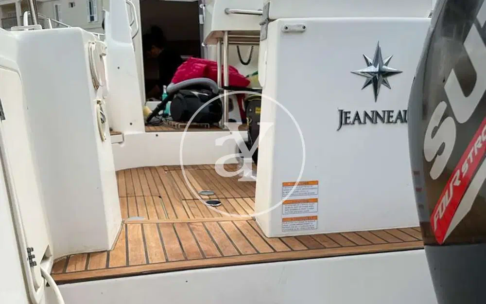 slider 24 Jeanneau Cap Camarat 925