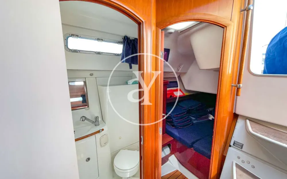 slider 1 Beneteau Oceanis 393 Clipper