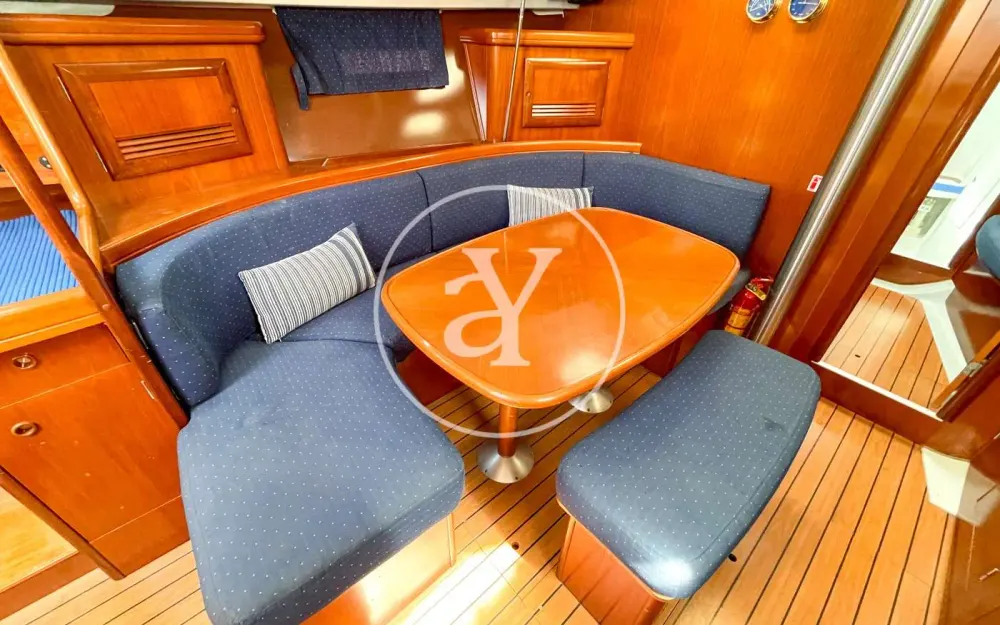slider 32 Beneteau Oceanis 393 Clipper