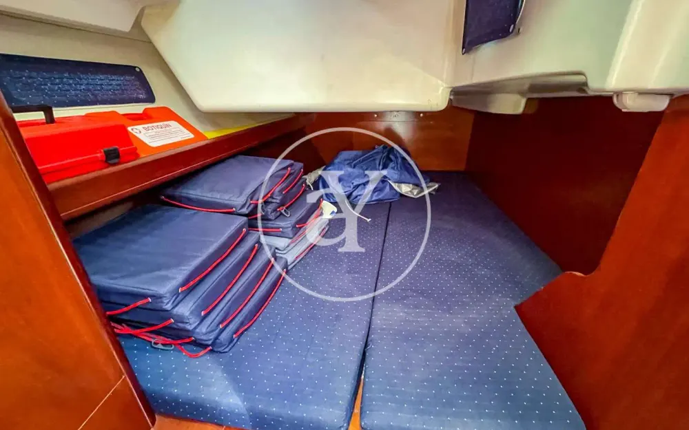 slider 7 Beneteau Oceanis 393 Clipper