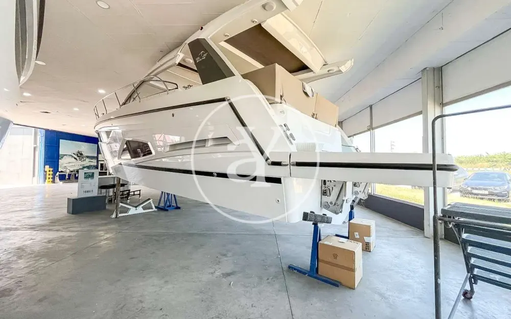 slider 0 Sealine  S430