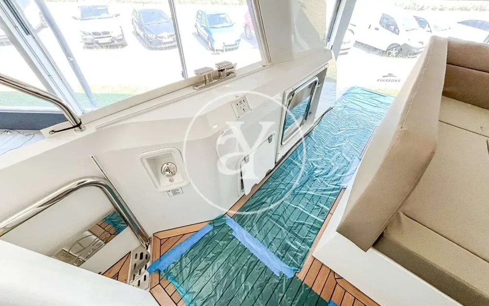 slider 21 Sealine  S430
