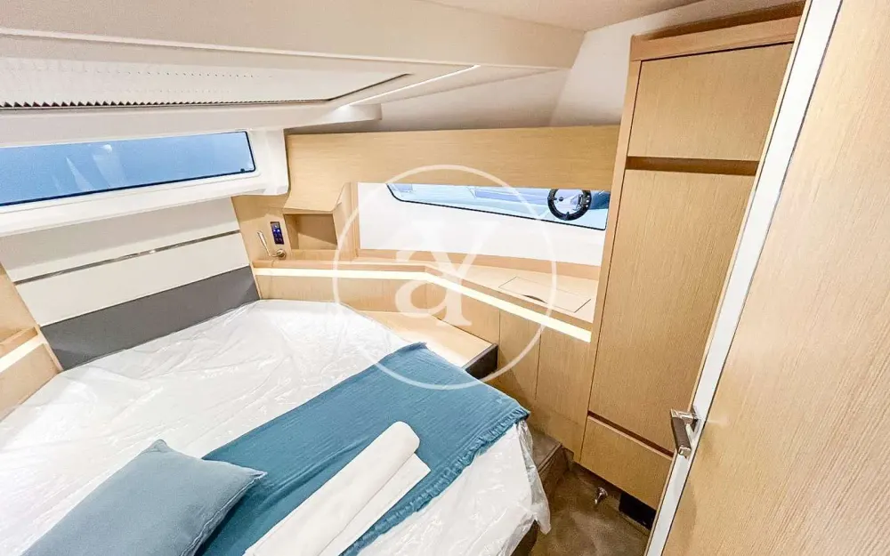 slider 31 Sealine  S430