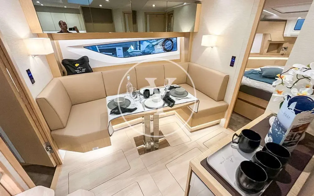 slider 46 Sealine  S430