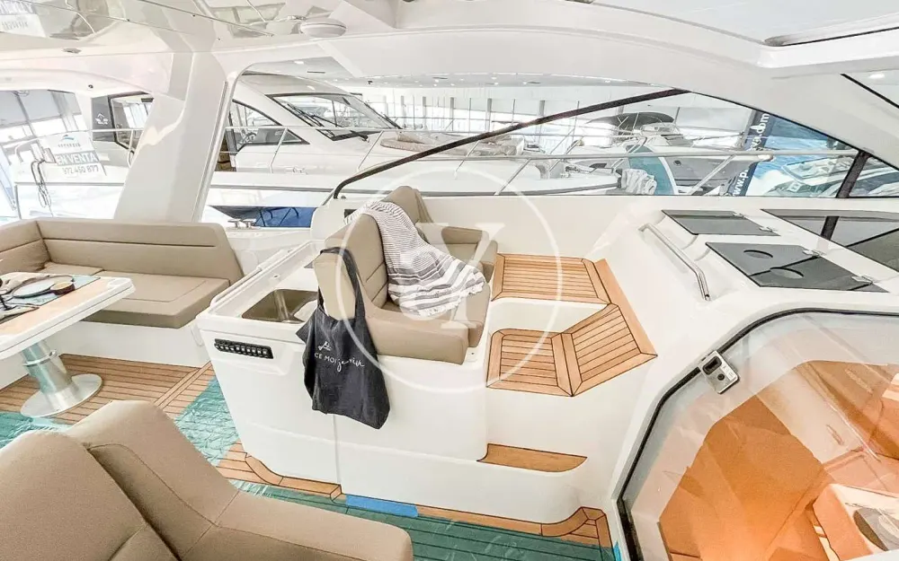 slider 5 Sealine  S430