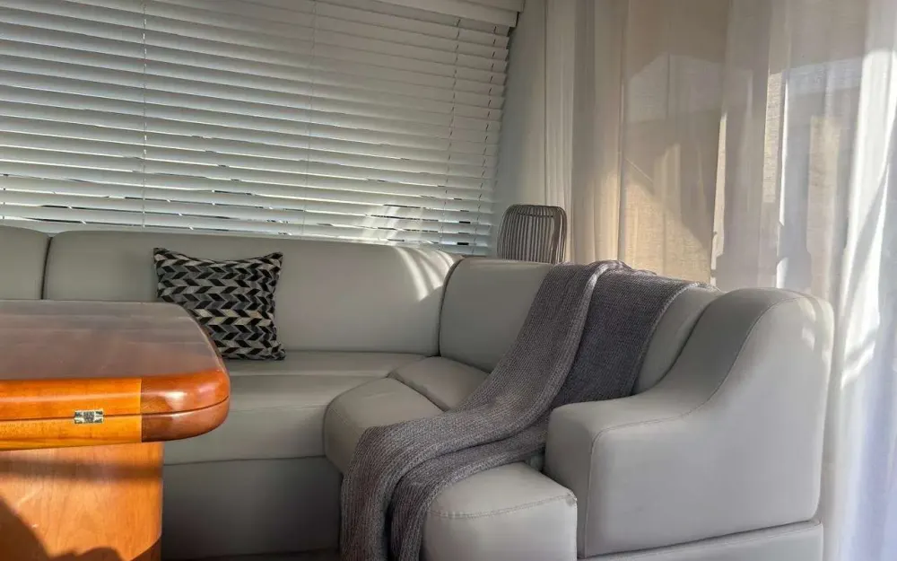 slider 15 Sunseeker Manhattan 50