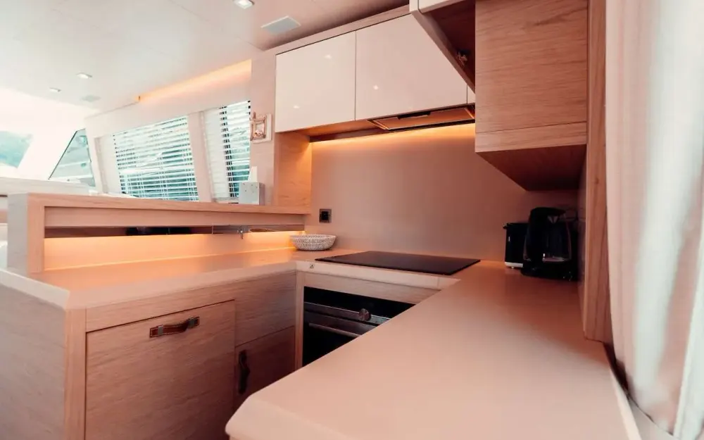 slider 27 Beneteau Monte Carlo 6