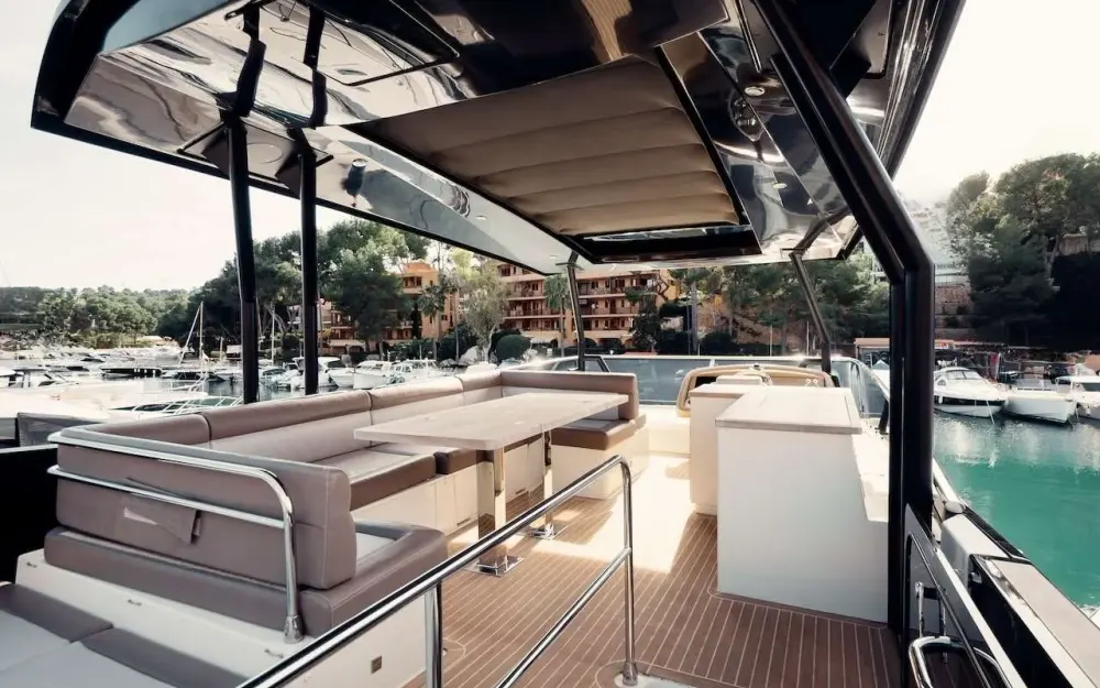slider 29 Beneteau Monte Carlo 6