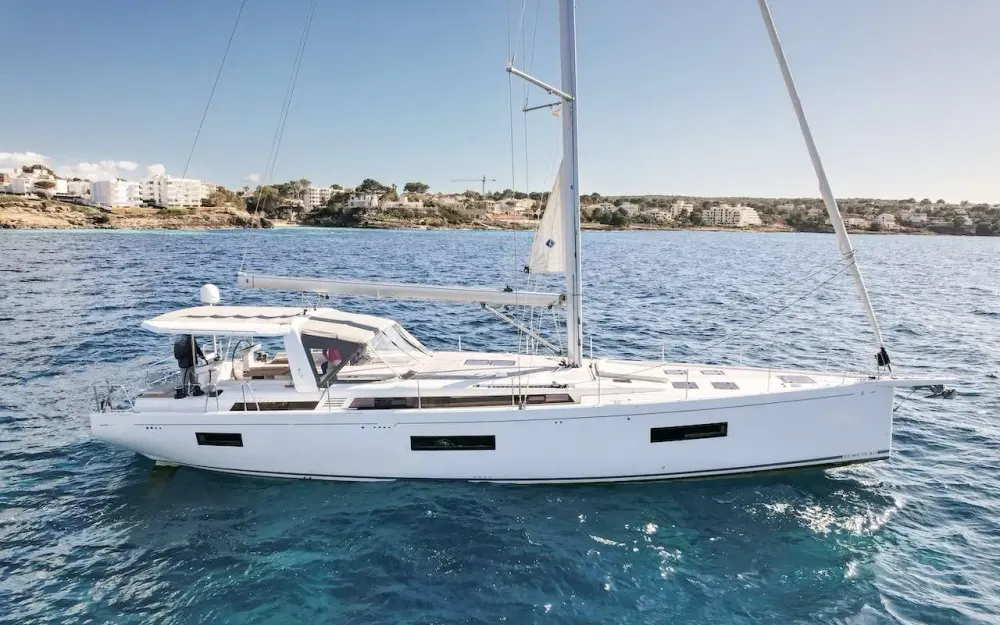 slider 0 Beneteau Oceanis 60