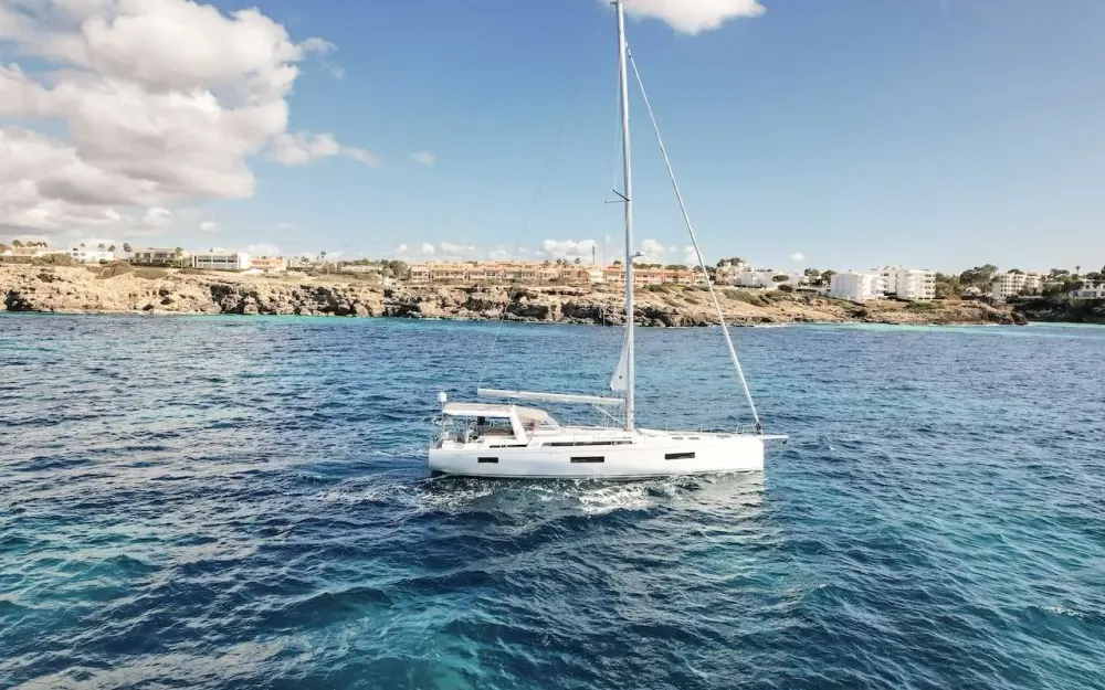 slider 13 Beneteau Oceanis 60