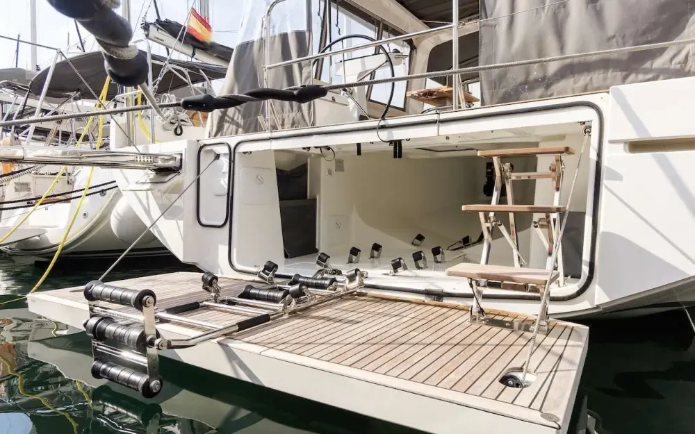 slider 2 Beneteau Oceanis 60