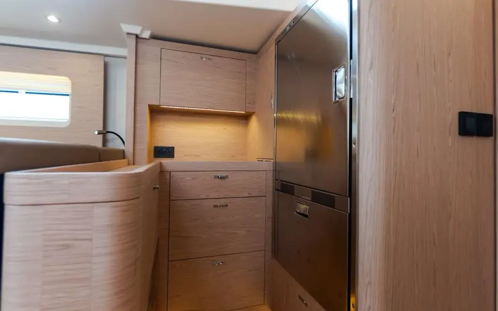 slider 3 Beneteau Oceanis 60