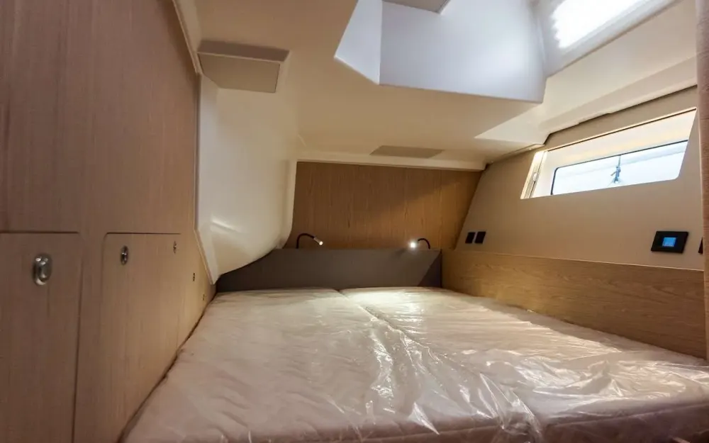 slider 6 Beneteau Oceanis 60