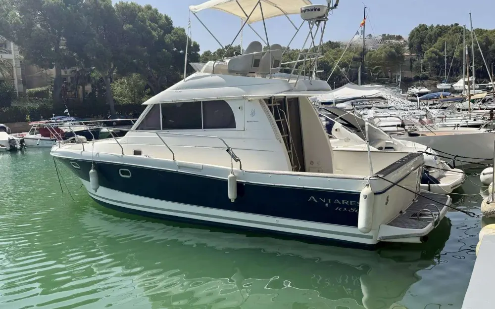 slider 0 Beneteau Antares 10.80