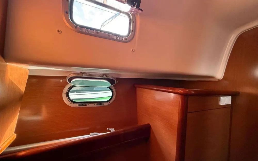 slider 17 Beneteau Antares 10.80