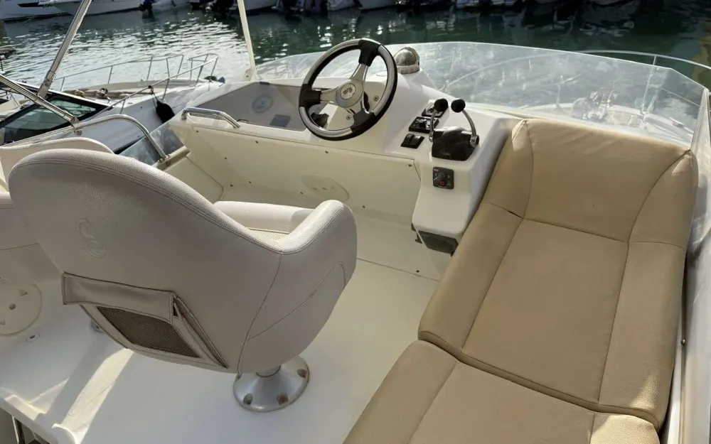 slider 25 Beneteau Antares 10.80