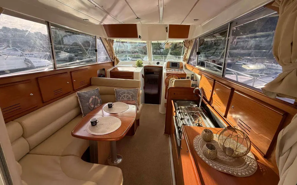 slider 4 Beneteau Antares 10.80