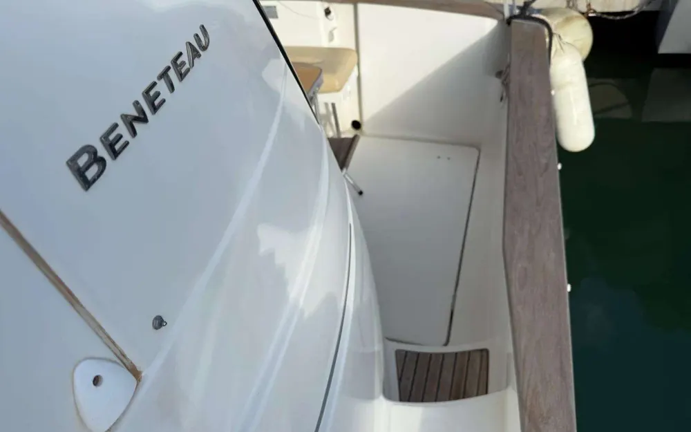 slider 6 Beneteau Antares 10.80