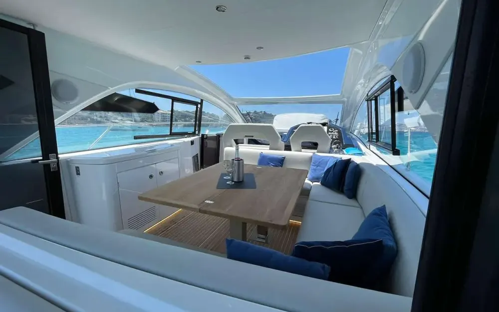 slider 14 Beneteau Gran Turismo 45