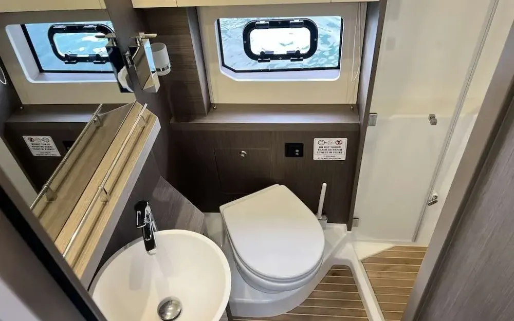 slider 21 Beneteau Gran Turismo 45