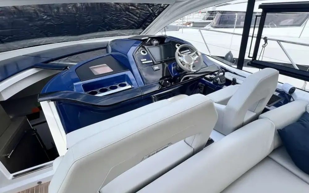 slider 23 Beneteau Gran Turismo 45