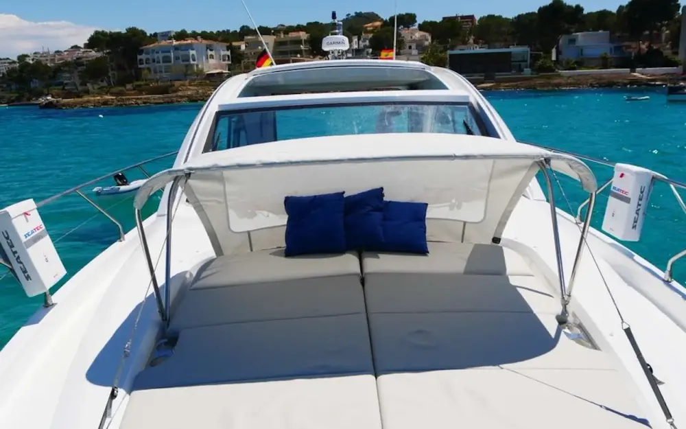 slider 28 Beneteau Gran Turismo 45
