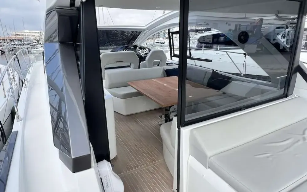 slider 7 Beneteau Gran Turismo 45