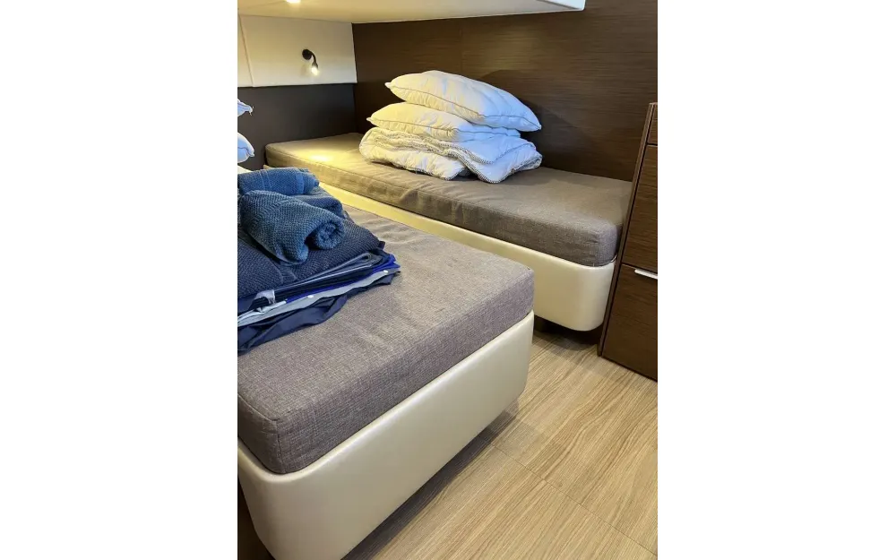 slider 8 Bavaria S 36 Open