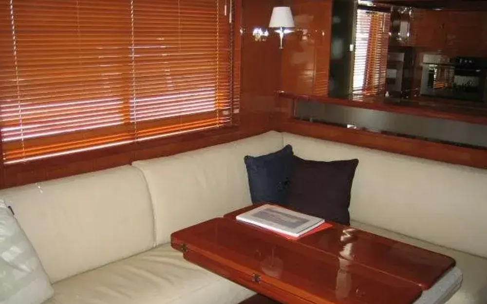 slider 31 Beneteau Swift Trawler 52