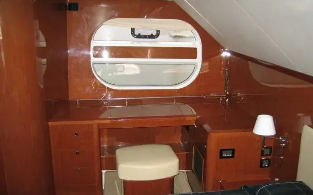 slider 3 Beneteau Swift Trawler 52