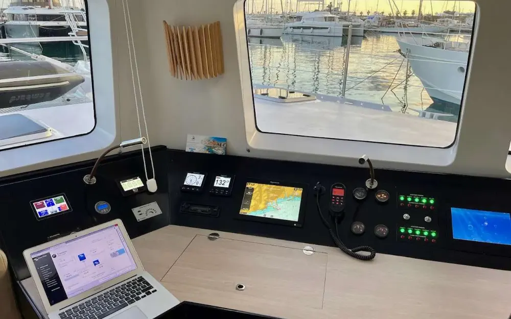 slider 30 Squalt Marine International CK70