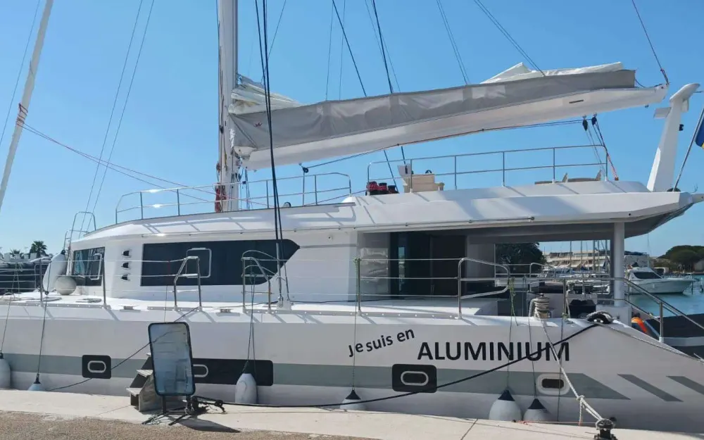 slider 6 Squalt Marine International CK70