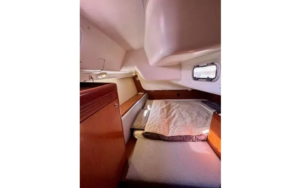 slider 13 Beneteau Oceanis 43