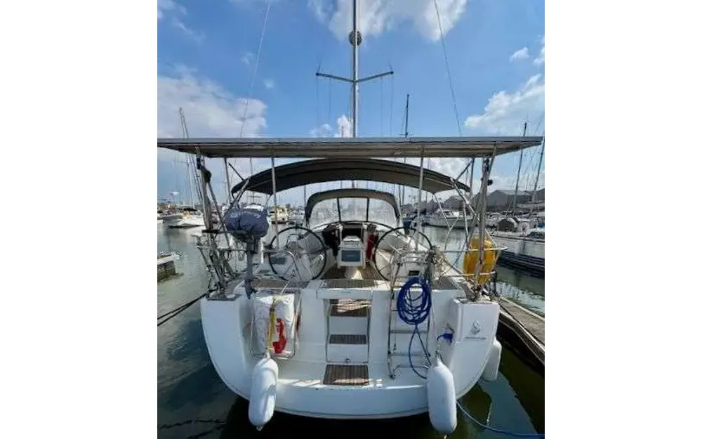 slider 19 Beneteau Oceanis 43