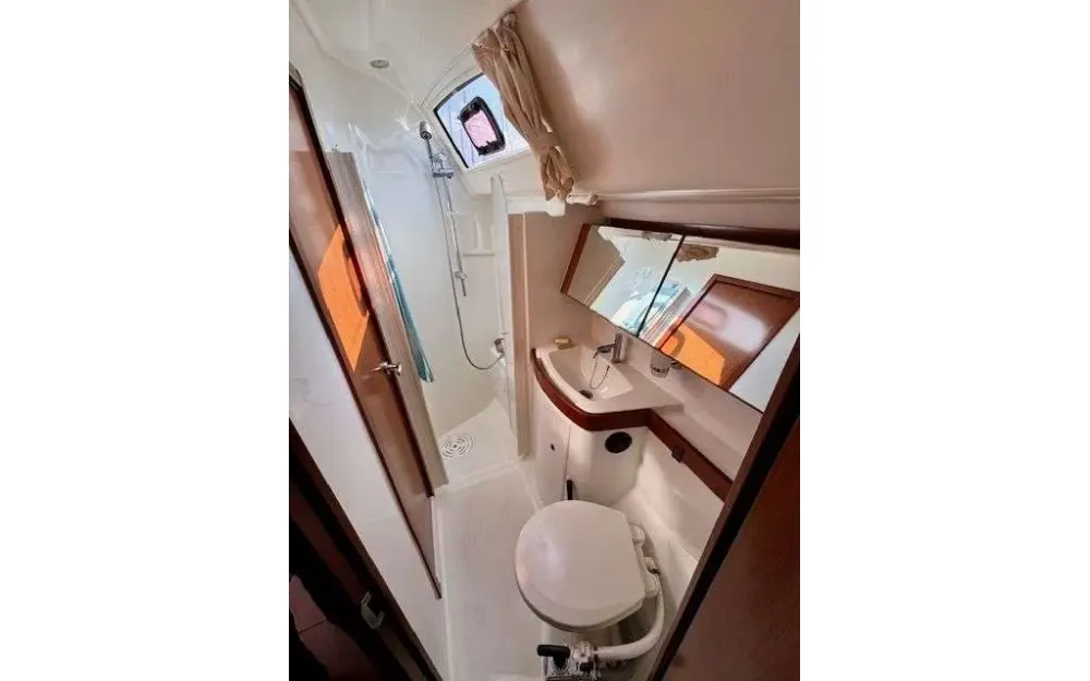 slider 20 Beneteau Oceanis 43