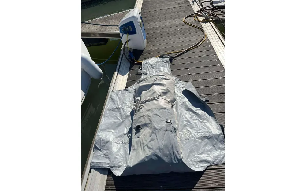 slider 23 Beneteau Oceanis 43