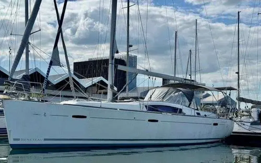 slider 6 Beneteau Oceanis 43