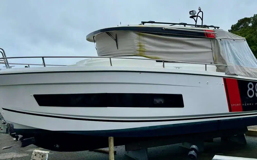 slider 11 Jeanneau Merry Fisher 895