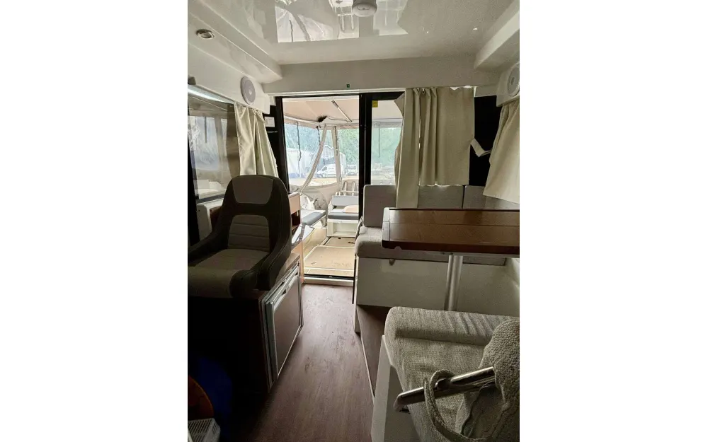 slider 24 Jeanneau Merry Fisher 895 Sport