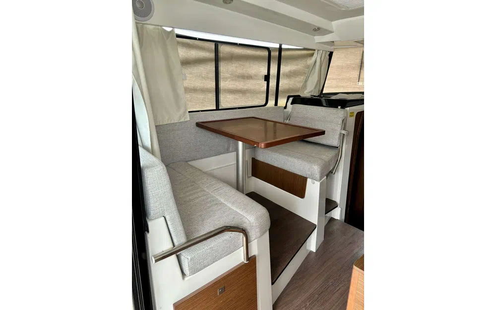 slider 26 Jeanneau Merry Fisher 895